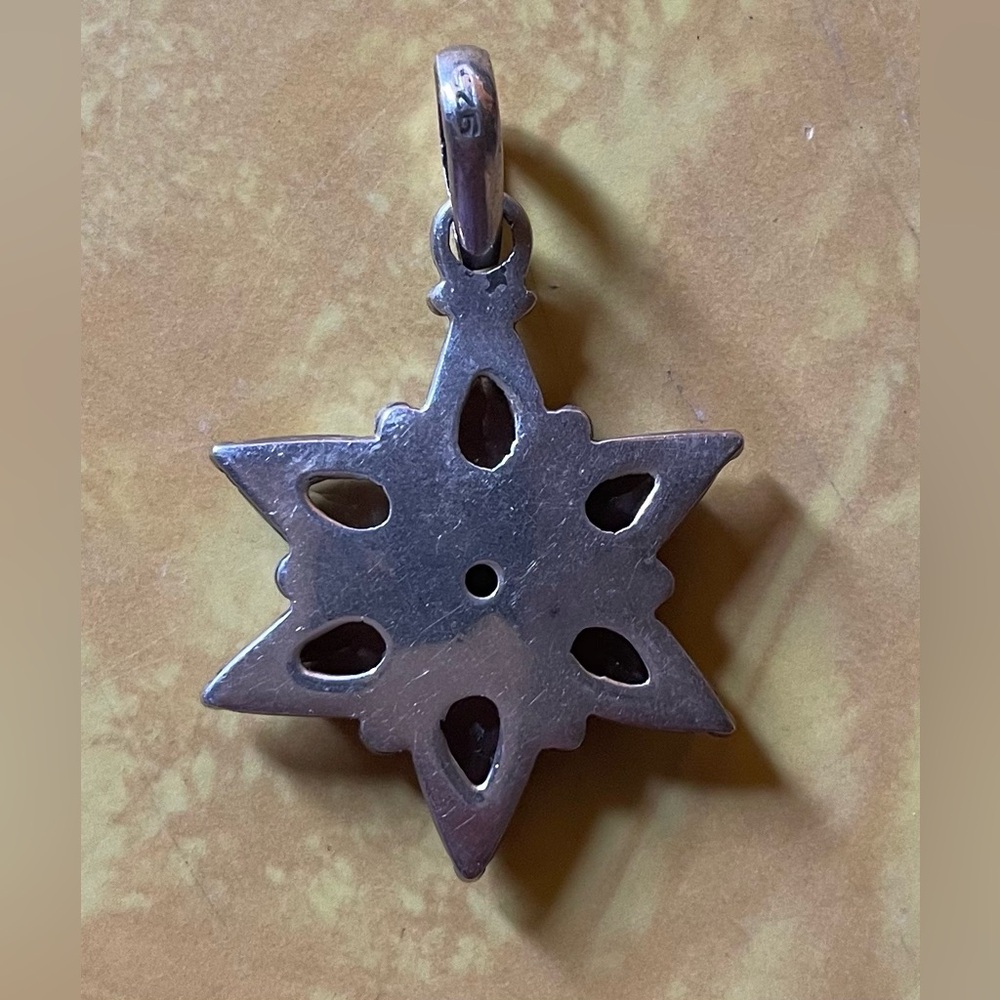 Genuine Amethyst and Sterling Silver Star Pendant - Picture 6 of 6